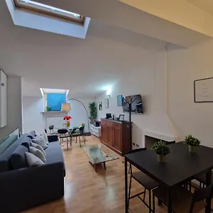 salmini-porta-romana-apartment.it-lombardy.com/